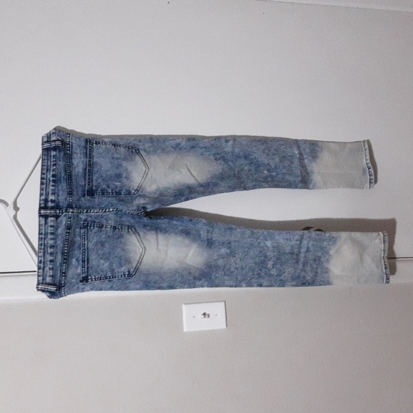 Jeans - Picture 2 of 2